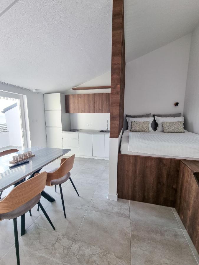 Adria Mare Crikvenica Exterior foto
