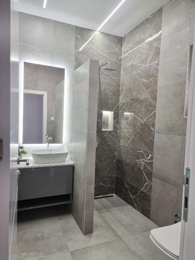Adria Mare Crikvenica Exterior foto