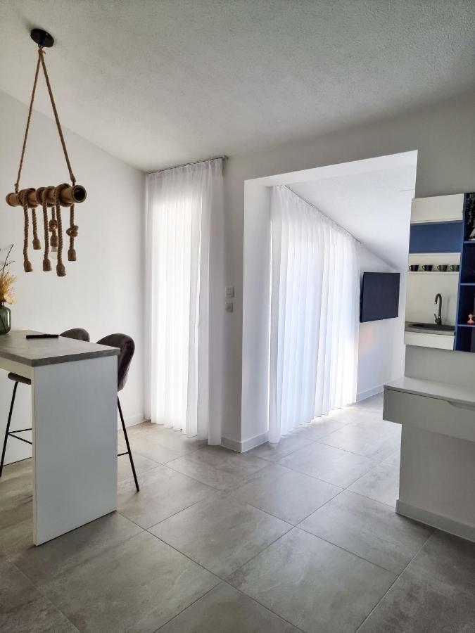 Adria Mare Crikvenica Exterior foto
