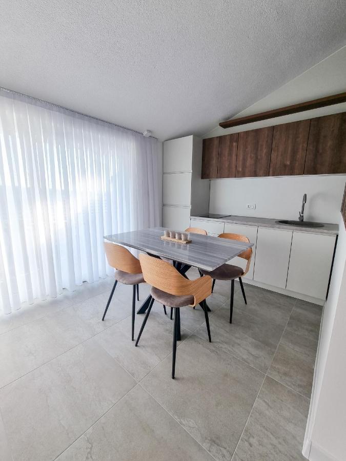 Adria Mare Crikvenica Exterior foto